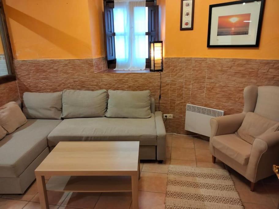 La Casina Roja - Santolaya De Cabranes Villa Arboleya Buitenkant foto