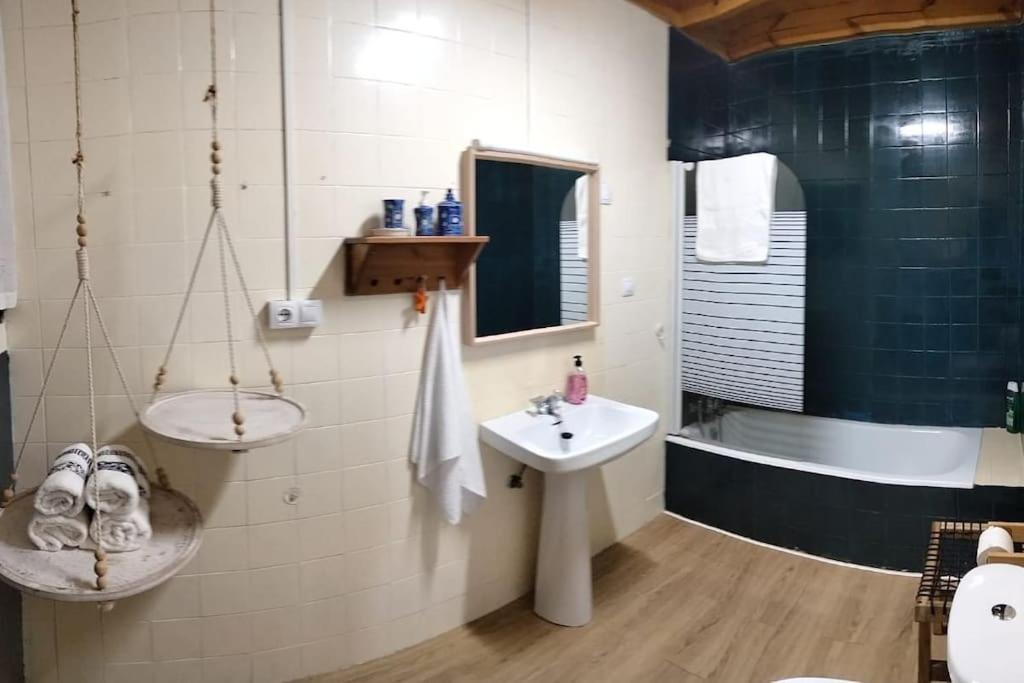 La Casina Roja - Santolaya De Cabranes Villa Arboleya Buitenkant foto