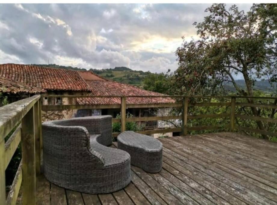 La Casina Roja - Santolaya De Cabranes Villa Arboleya Buitenkant foto